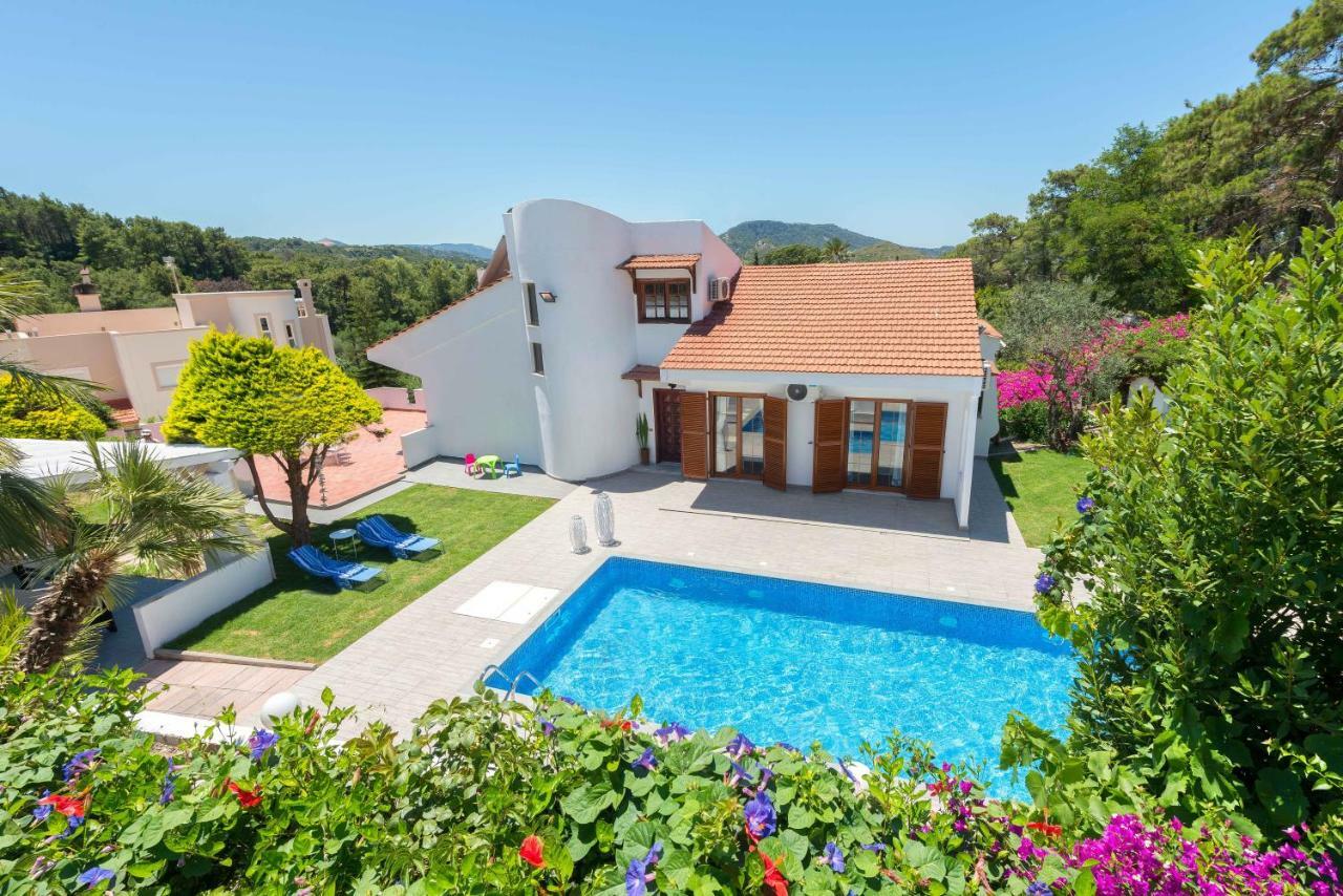 Una Villa Rhodes Ixia  Exteriör bild
