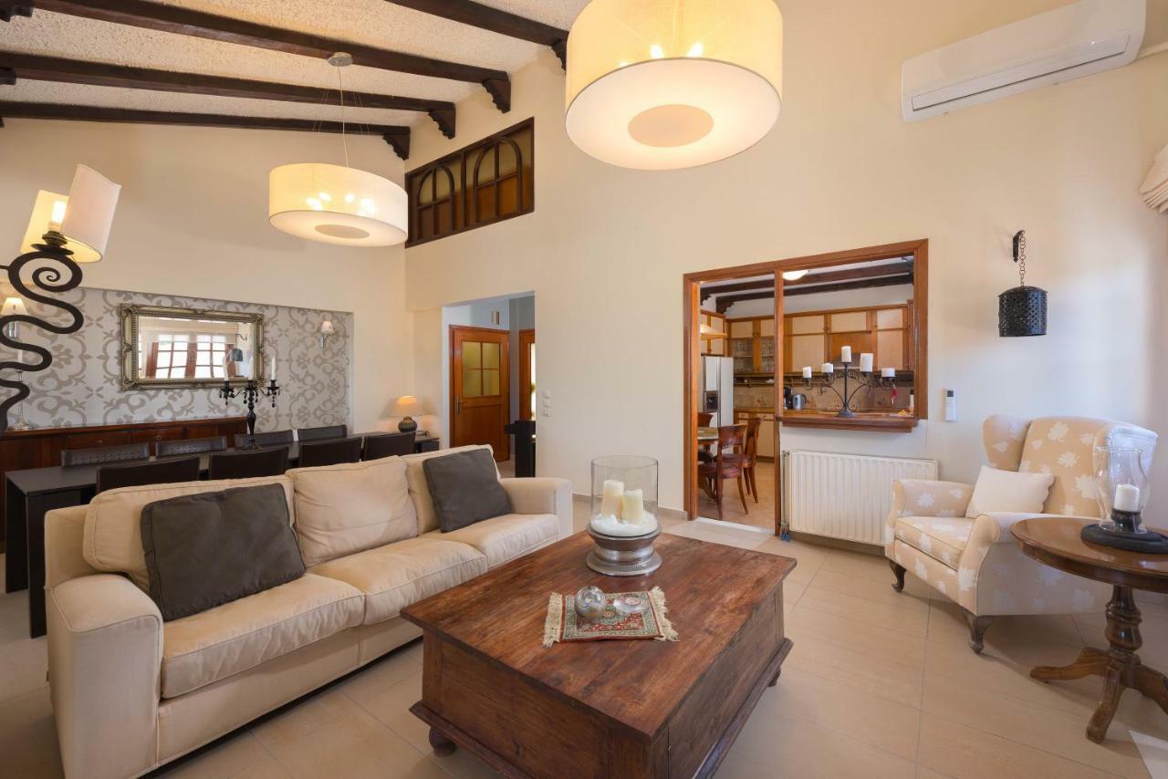 Una Villa Rhodes Ixia  Exteriör bild